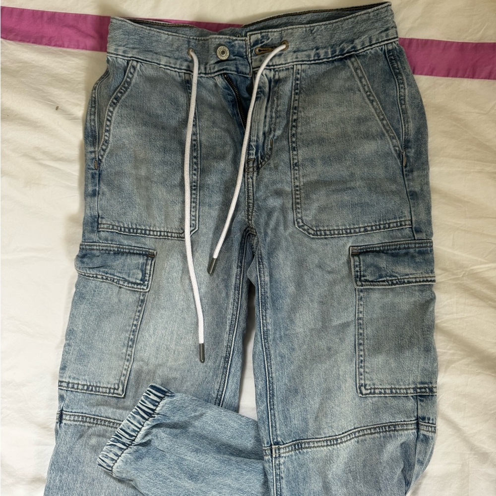 AE Women’s Denim Cargo Pants